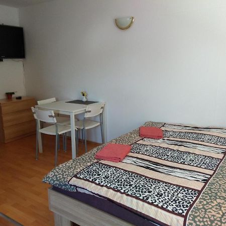 Apartments U Cara Ceske Budejovice Ngoại thất bức ảnh
