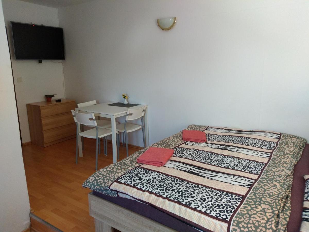 Apartments U Cara Ceske Budejovice Ngoại thất bức ảnh