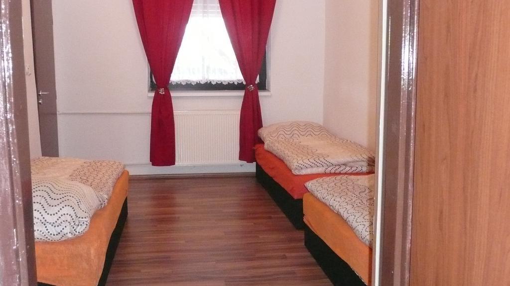 Apartments U Cara Ceske Budejovice Ngoại thất bức ảnh